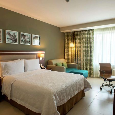 Hampton Inn By Hilton Mérida Eksteriør bilde