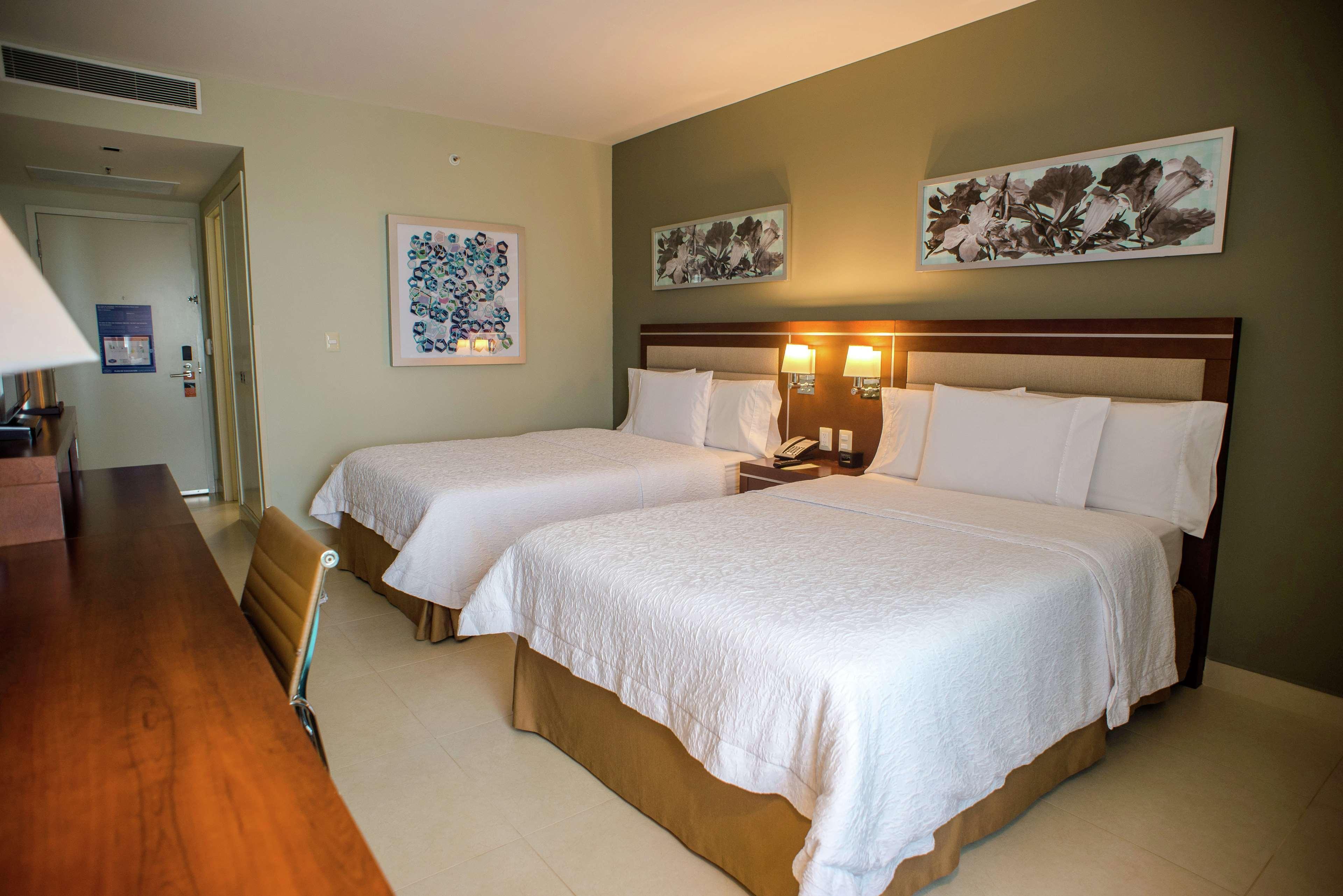 Hampton Inn By Hilton Mérida Eksteriør bilde