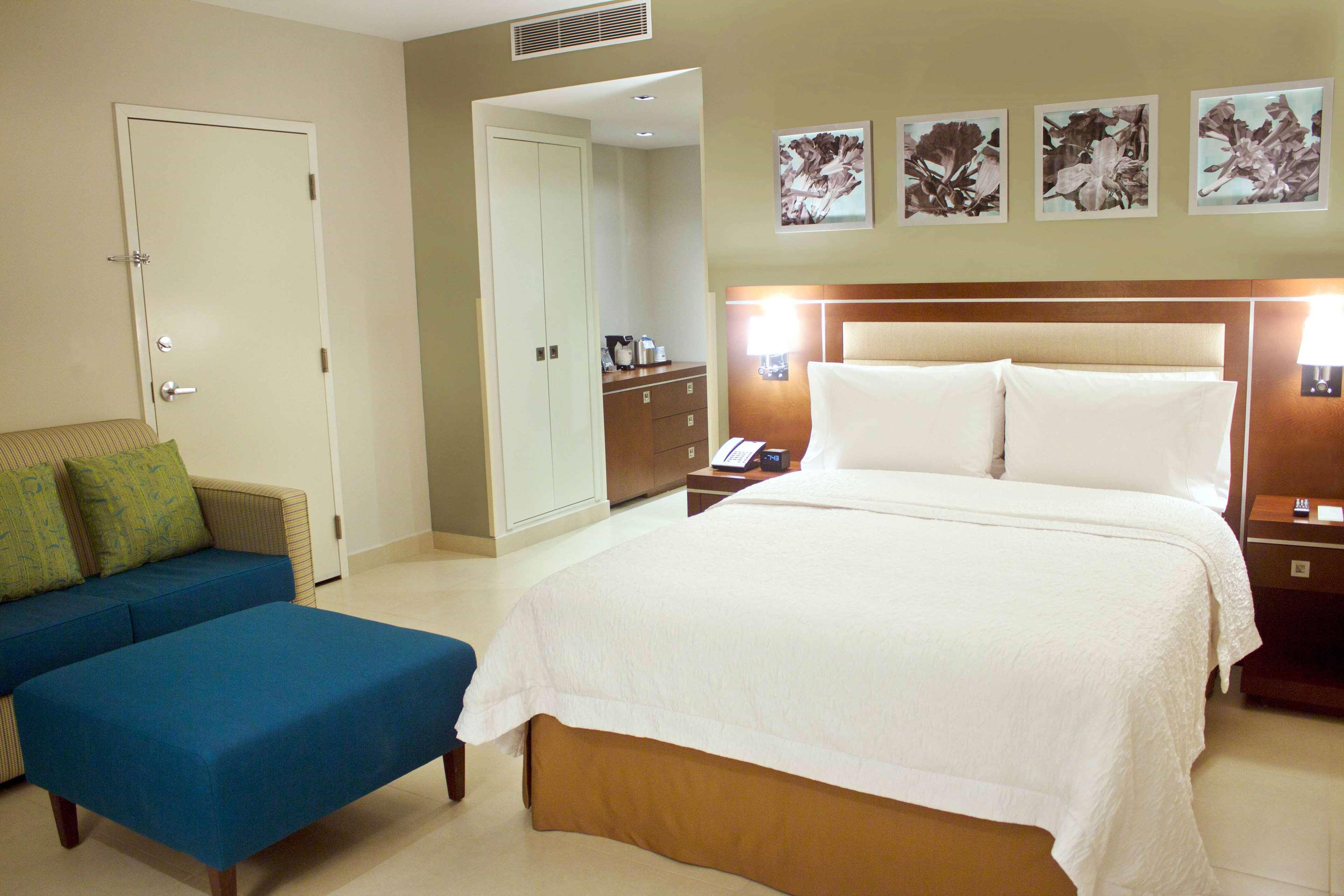Hampton Inn By Hilton Mérida Eksteriør bilde