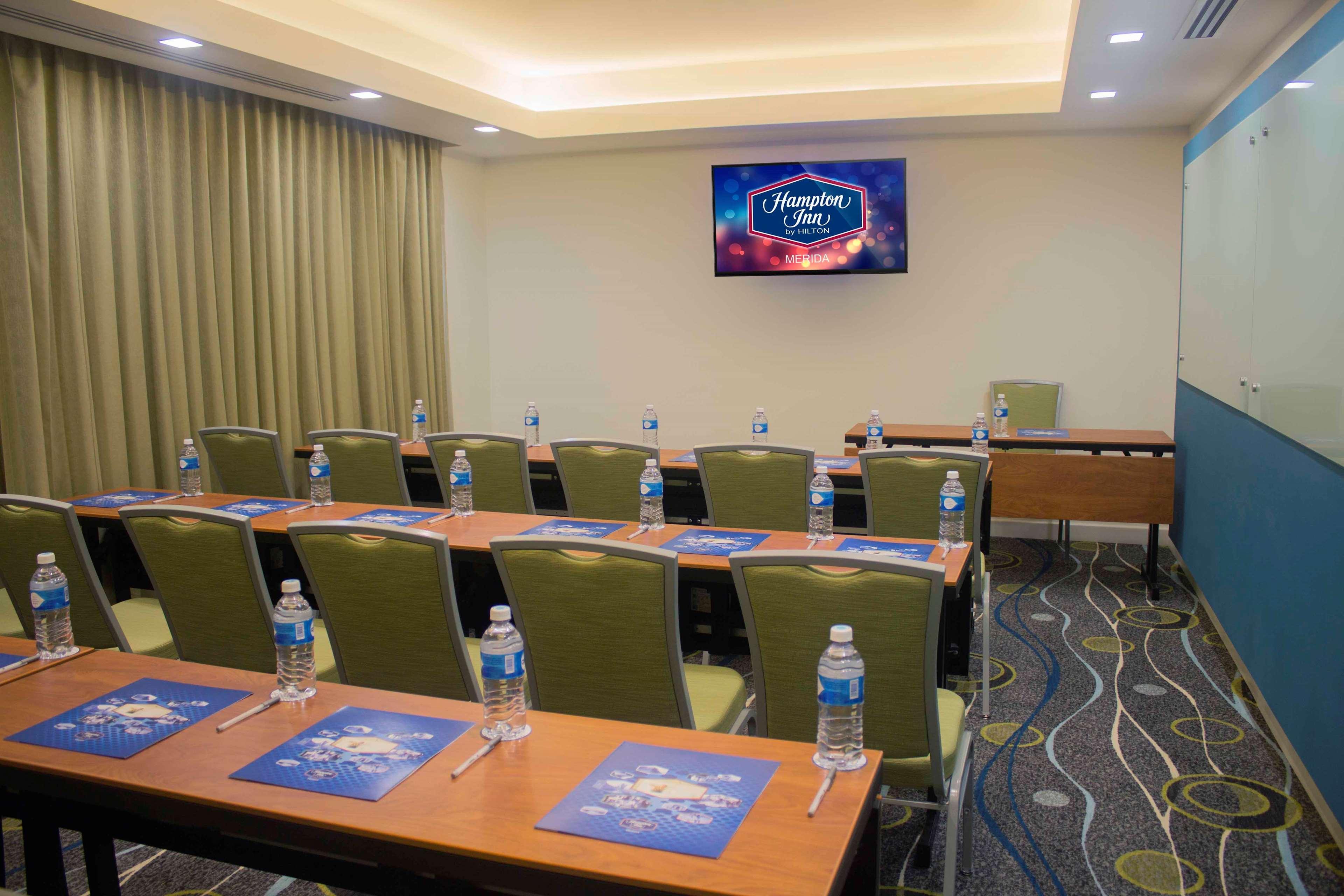 Hampton Inn By Hilton Mérida Eksteriør bilde