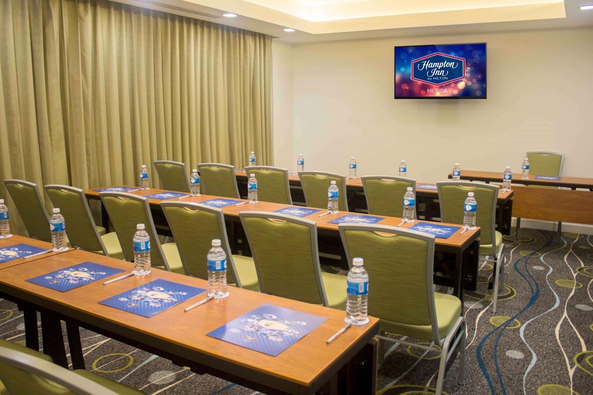 Hampton Inn By Hilton Mérida Eksteriør bilde
