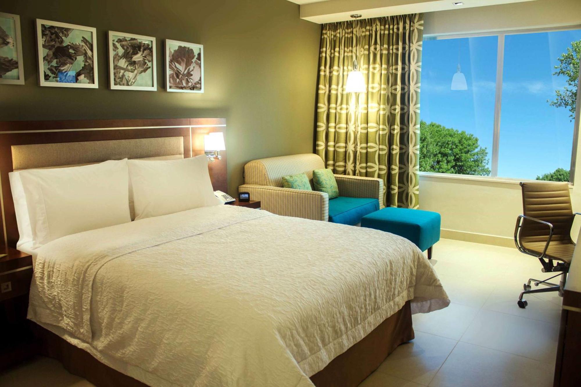 Hampton Inn By Hilton Mérida Eksteriør bilde
